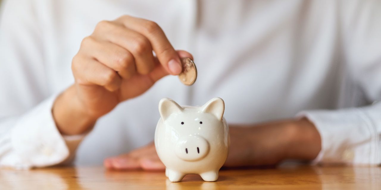 Does the Interest Rate on Your Savings Account Really Matter